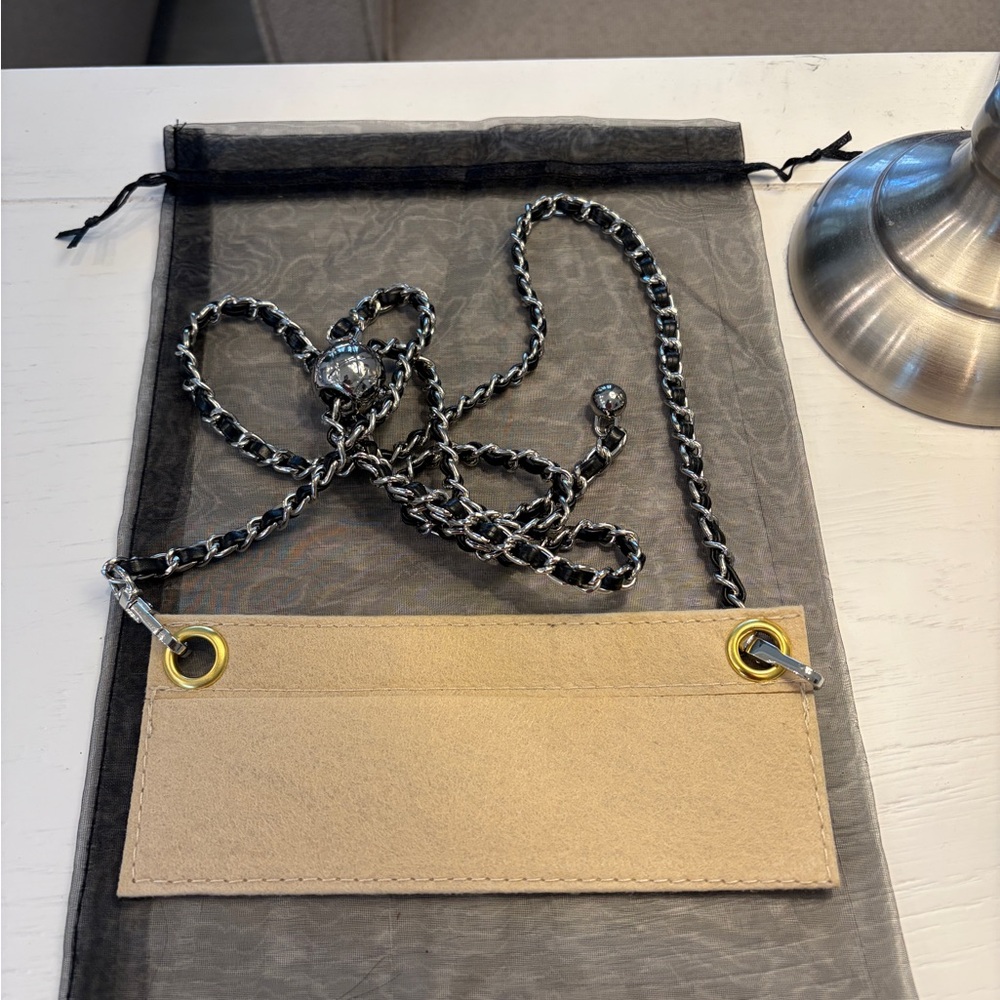 Unbranded Crush-ball Chain Strap with Beige Insert Panel